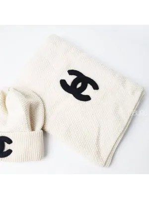 23A CC Logo Cashmere Muffler Ivory AA9256