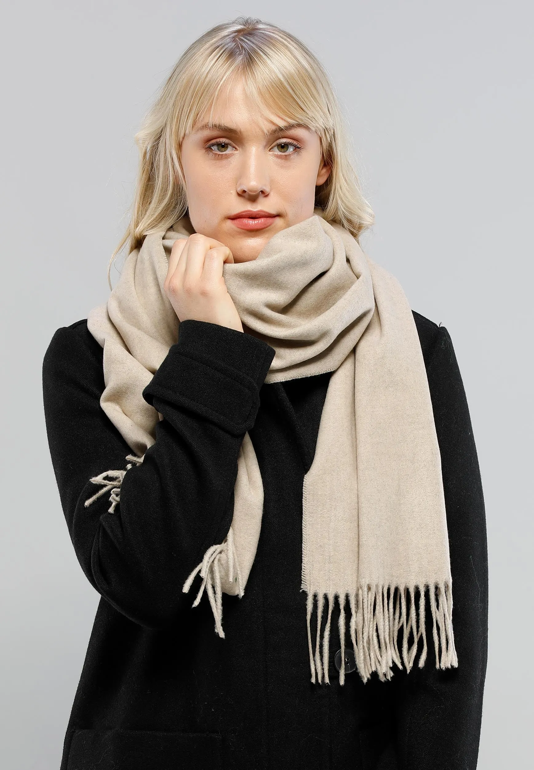 FRAAS Essential Solid Colour Oversized Cashmink® Scarf