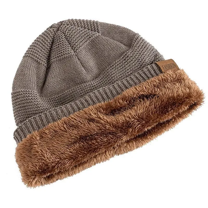 Stay Stylish & Warm with Fur-Lined Beanie Hats: Cozy Winter Fashion