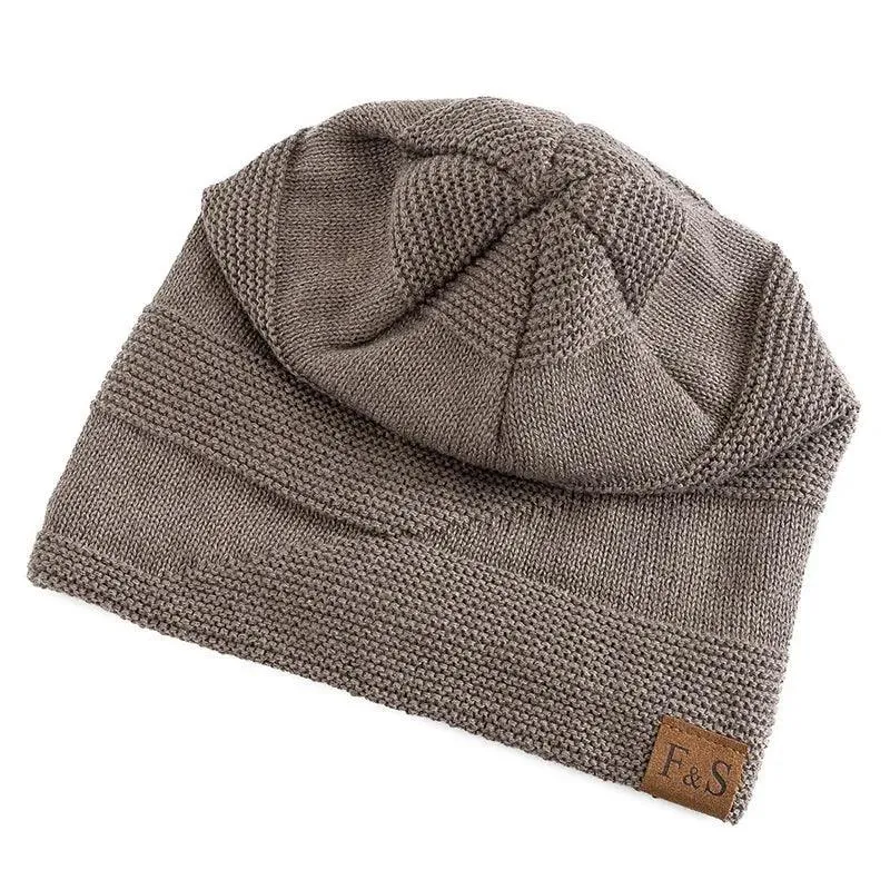 Stay Stylish & Warm with Fur-Lined Beanie Hats: Cozy Winter Fashion