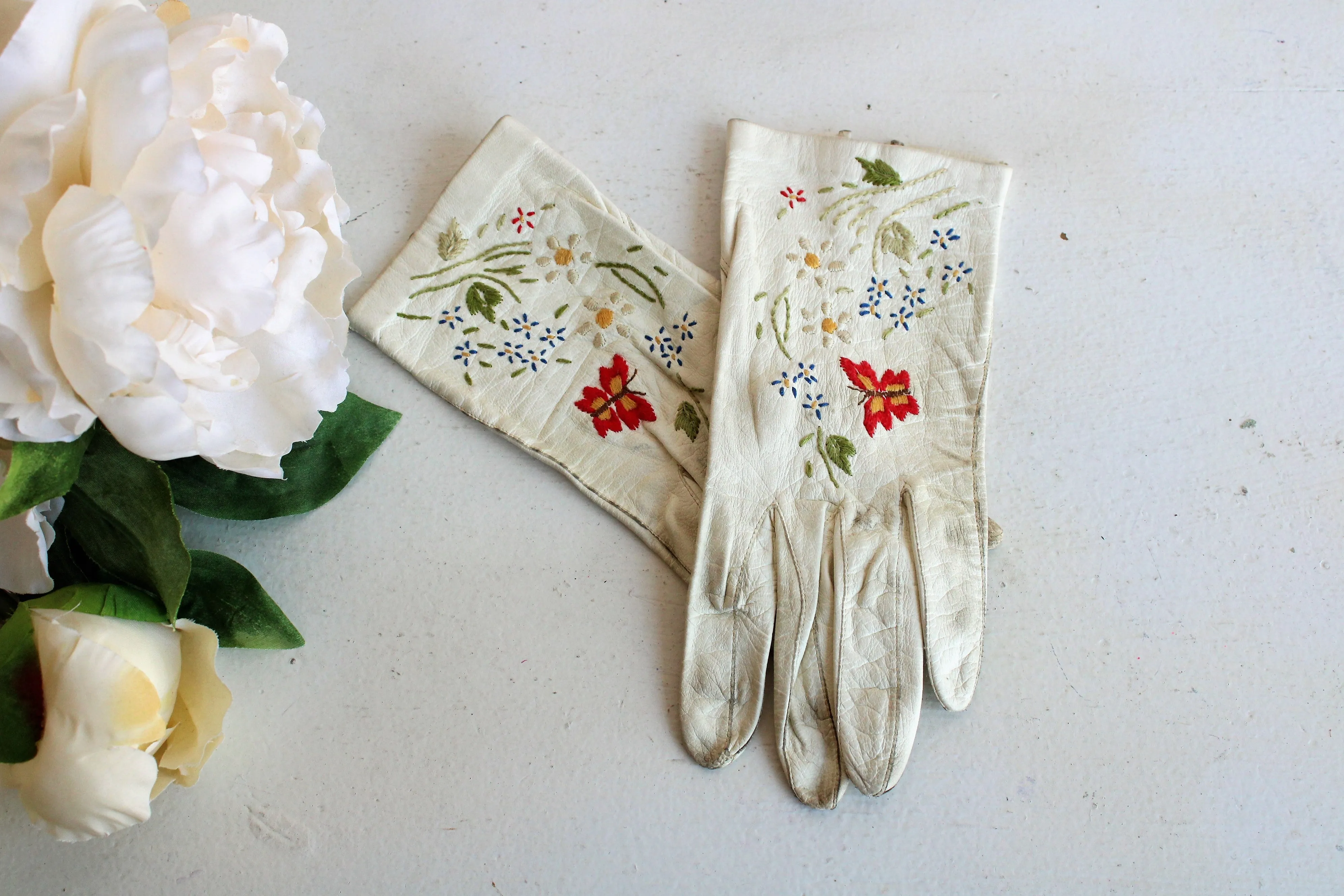 Vintage Butterfly Embroidered Leather Gloves