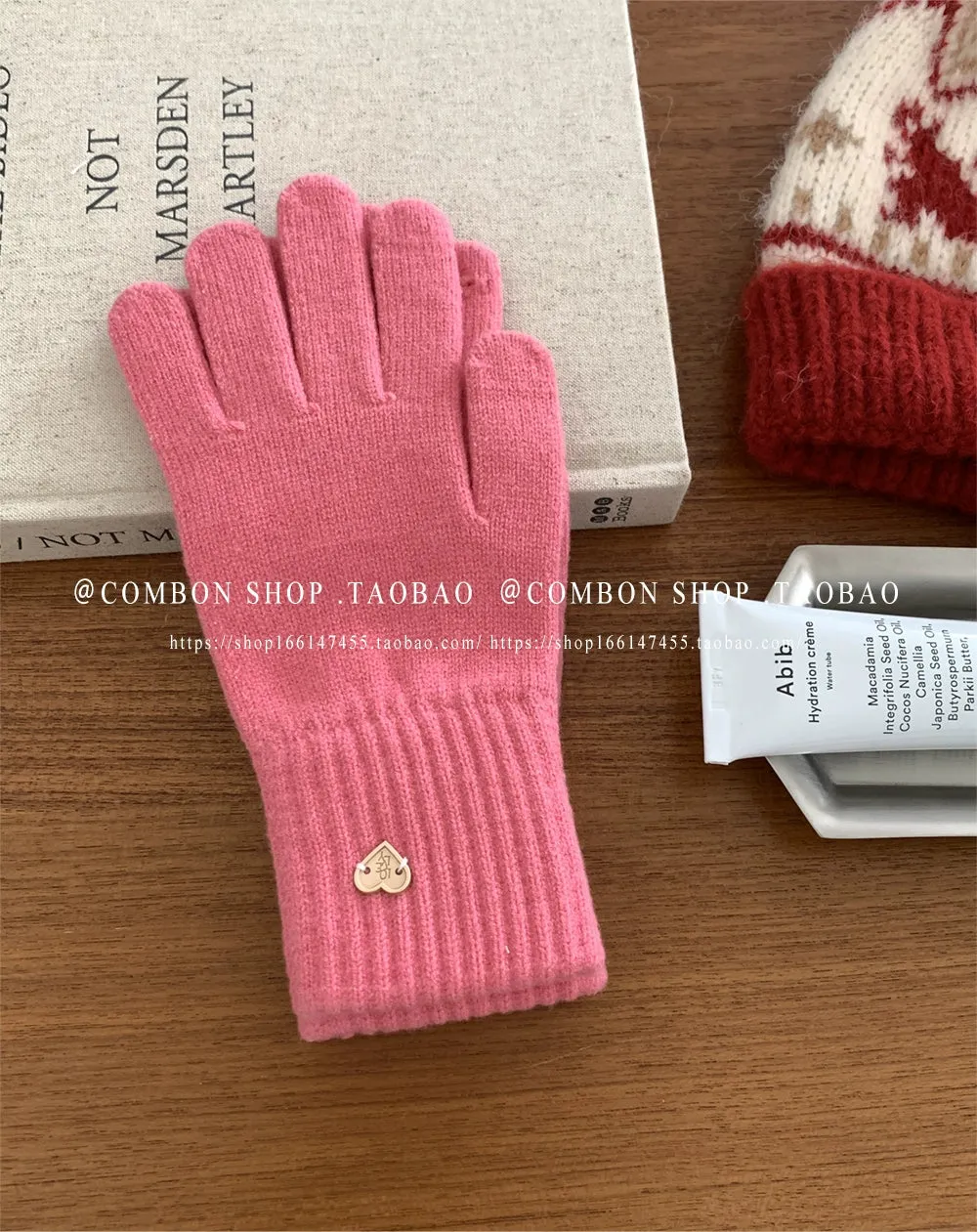 Warm Knitted Gloves  Versatile Winter Essential for Men & Women!